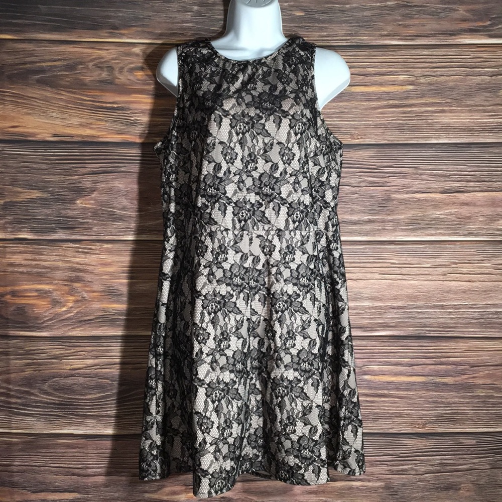 Metaphor lace A-line dress XL